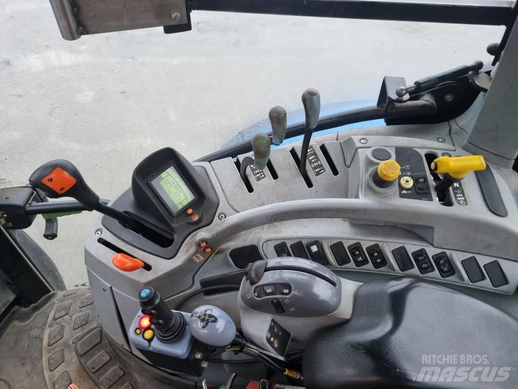 New Holland 6020 曳引機