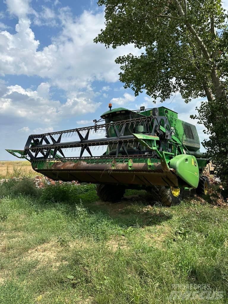 John Deere 1550 CWS 聯合收穫機