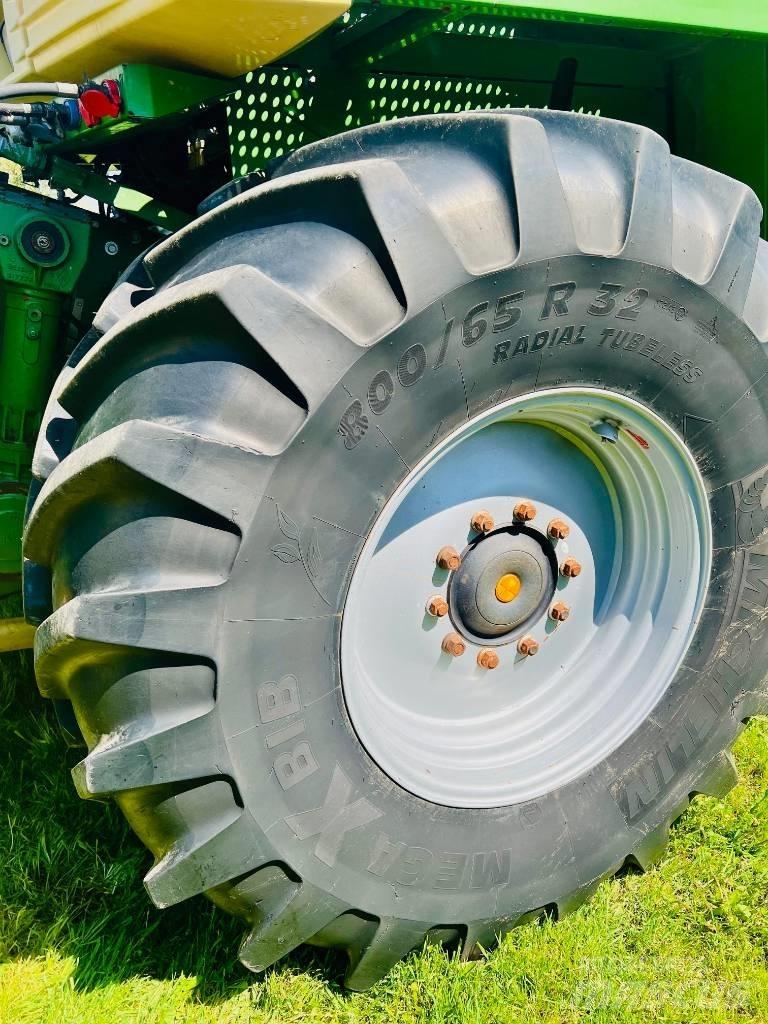 Krone Big X 650 牧草收穫機