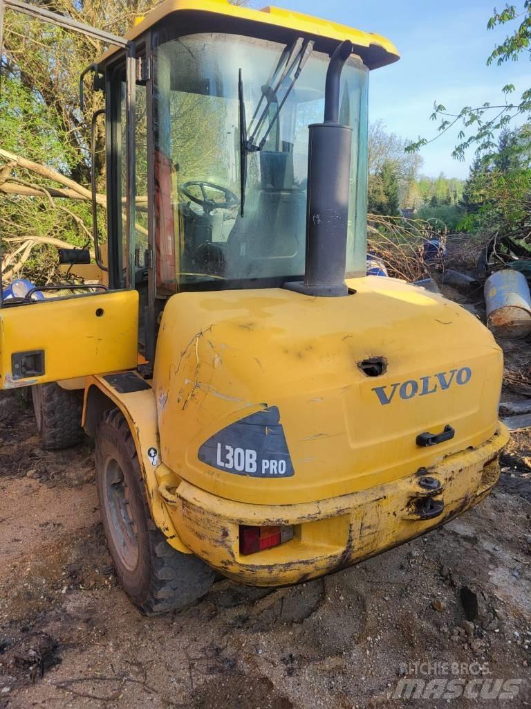 Volvo L 30 B 輪胎式裝載機