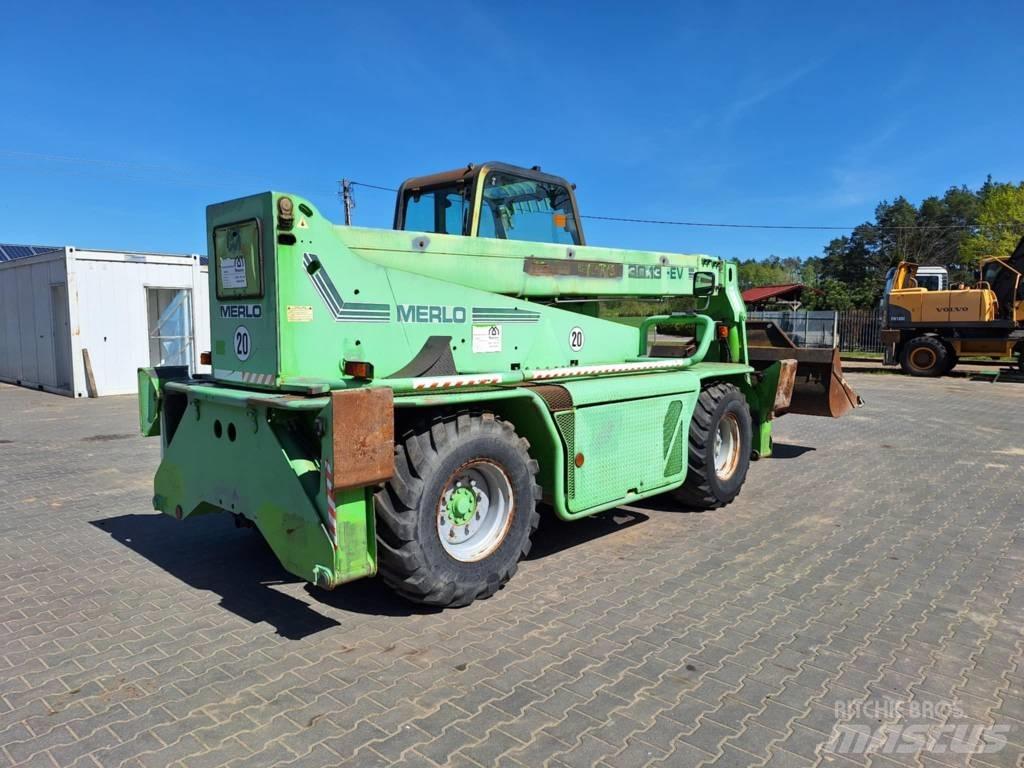 Merlo 30.13 伸縮臂操作車