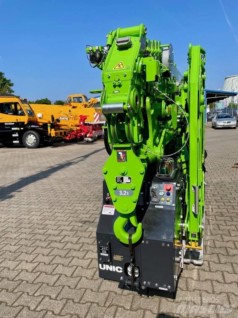 Unic UM445 POP-UP 履帶式起重機