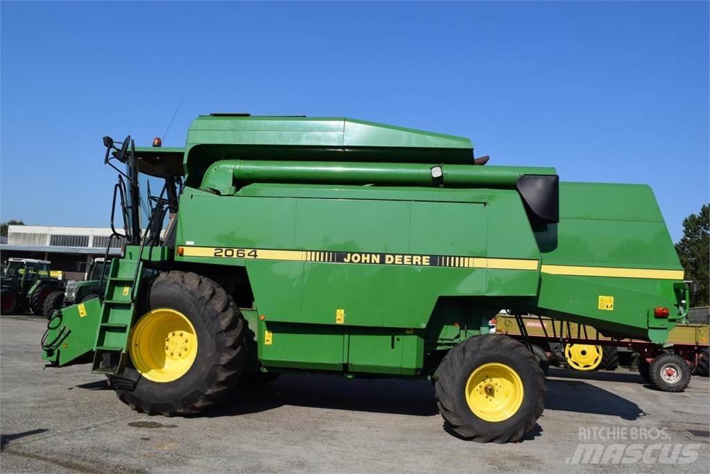 John Deere 2064 聯合收穫機