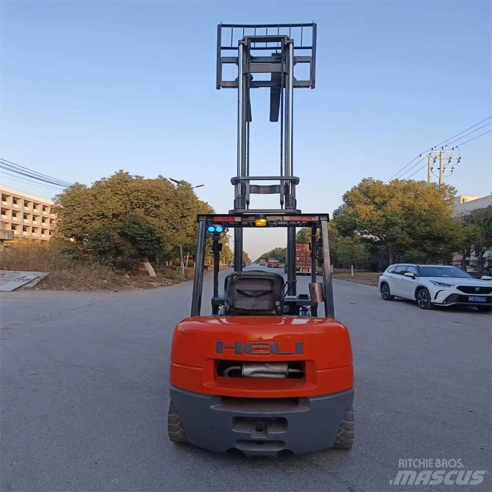 Heli CPC 30 柴油卡車