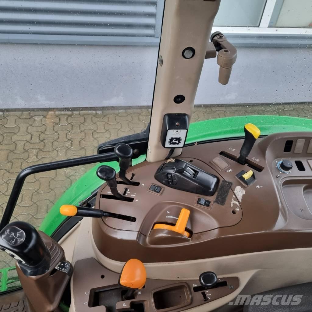 John Deere 5720 曳引機