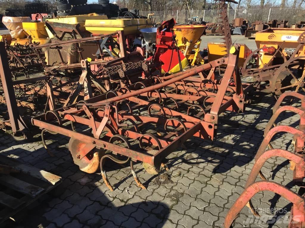Kongskilde 25 tands 耙車