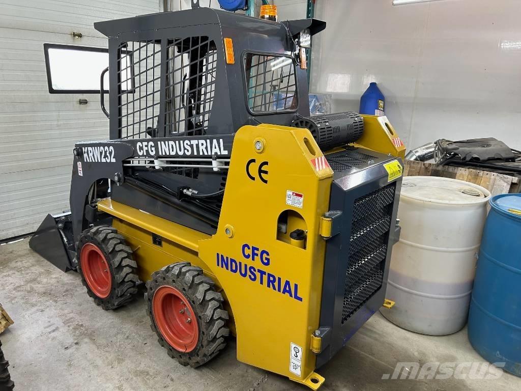 CFG KRW232 滑移轉向裝載機