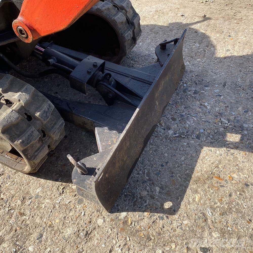 Kubota U10-3 小型挖土機/掘鑿機<7t(小型挖掘機)