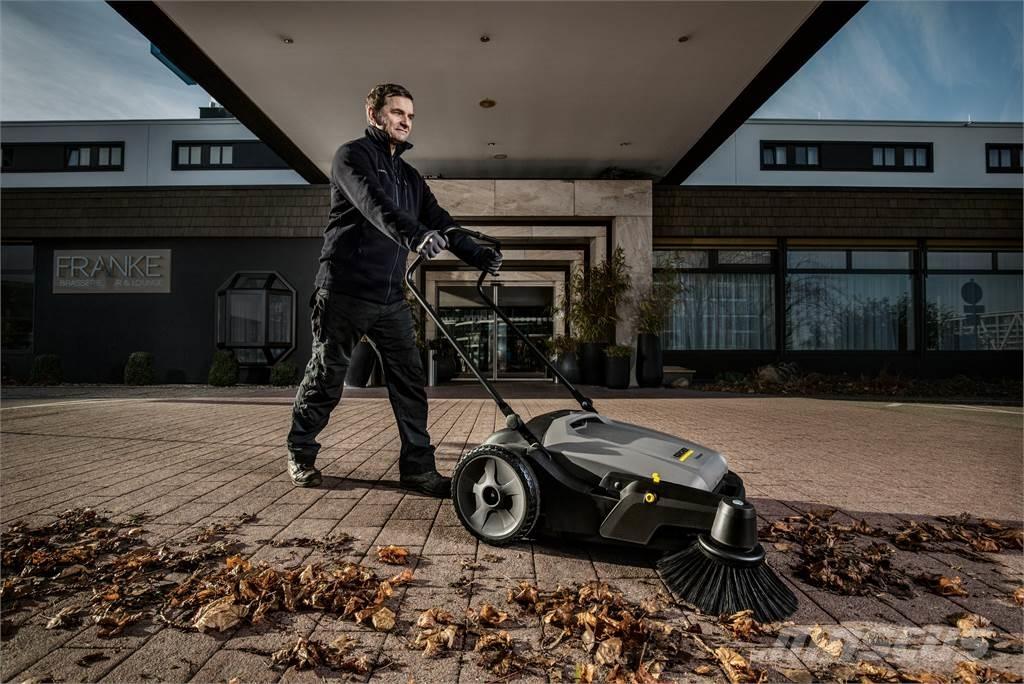 Kärcher KM 70/15 C 掃倉機