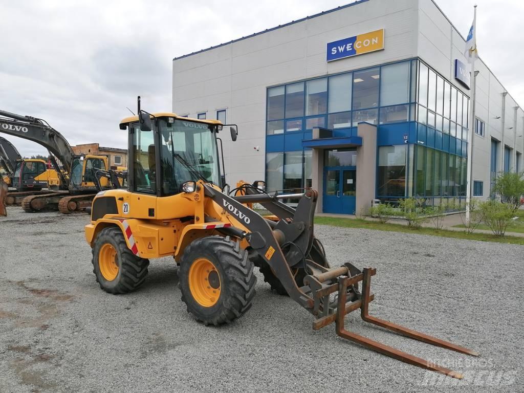 Volvo L 35 G 輪胎式裝載機