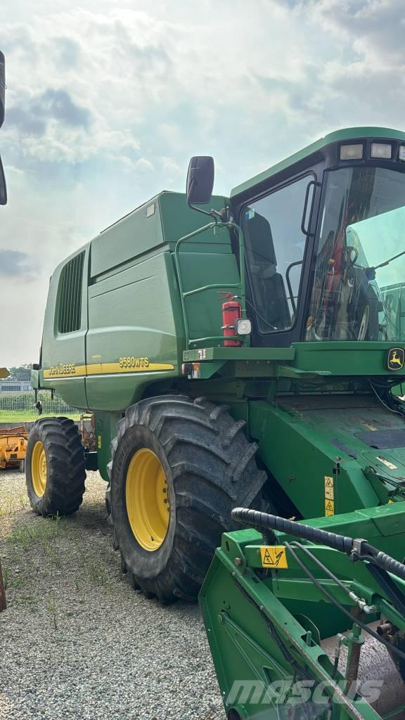 John Deere 9580 WTS 聯合收穫機