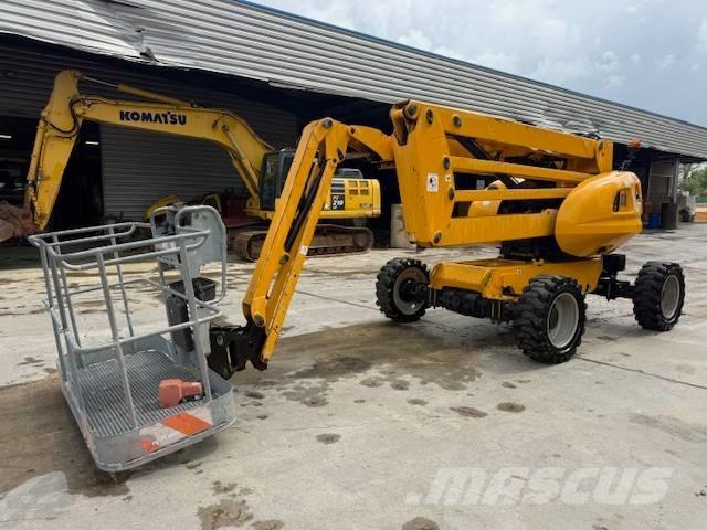 Manitou 160 ATJ 曲臂高空作業車