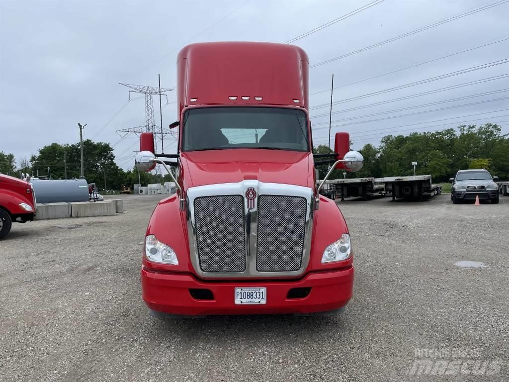 Kenworth T 680 曳引機組件