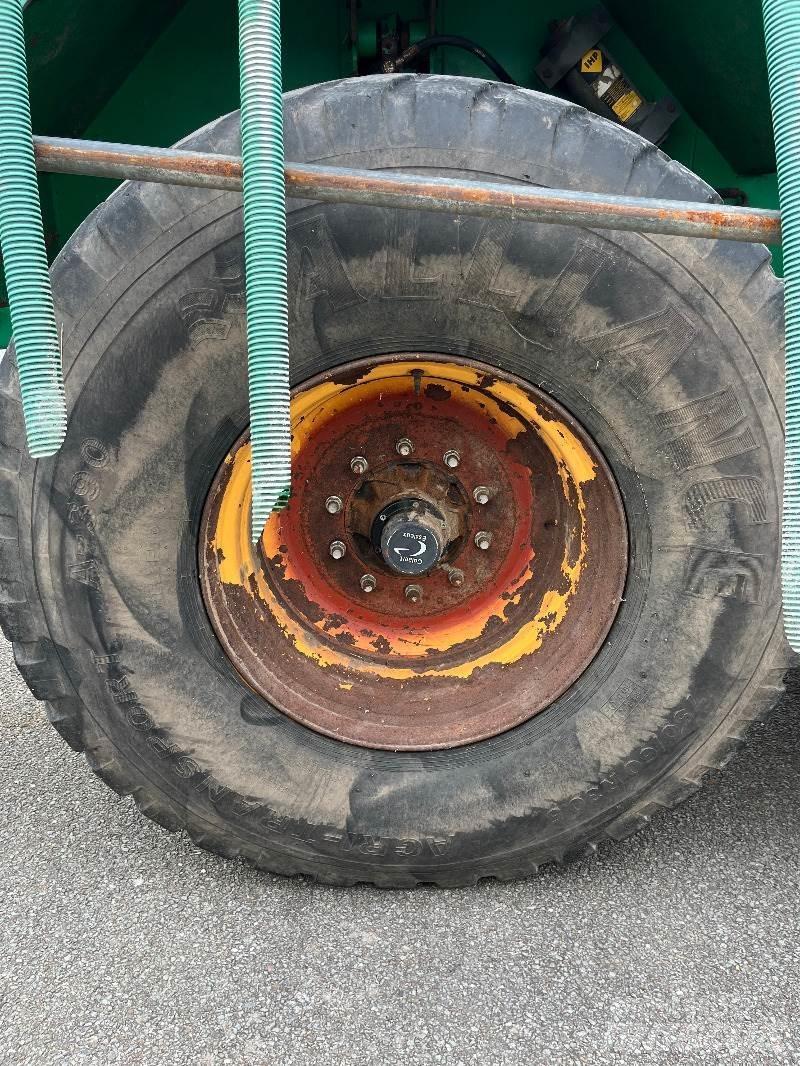 Samson PG 20 水肥車