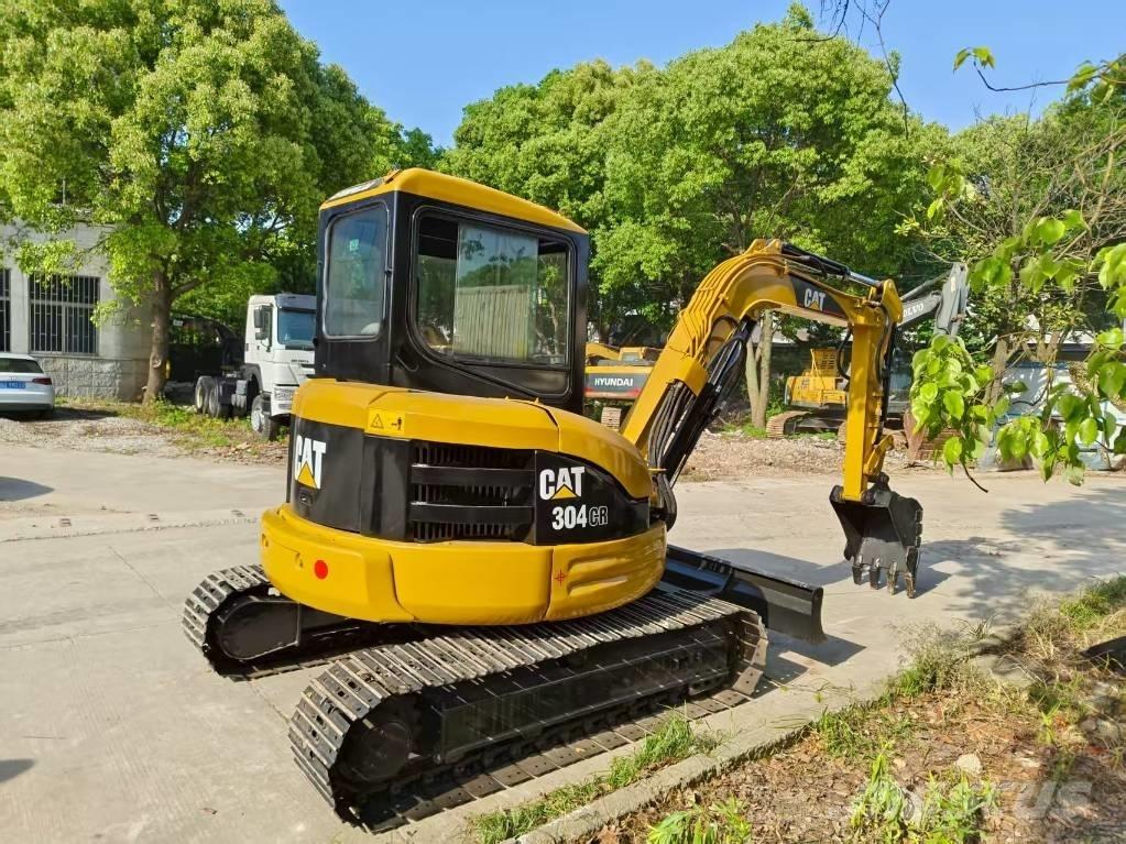 CAT 304 CR 小型挖土機/掘鑿機<7t(小型挖掘機)