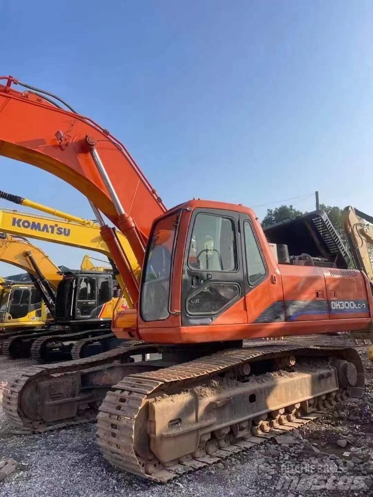 Doosan DH300 履帶式 挖土機/掘鑿機/挖掘機