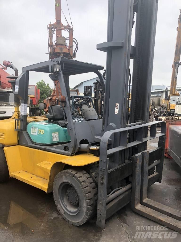 Komatsu 7 Ton 柴油卡車