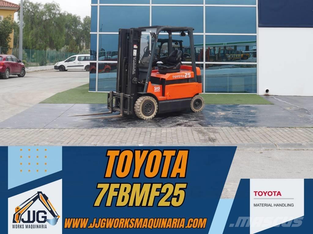 Toyota 7 FBMF 25 電動堆高機