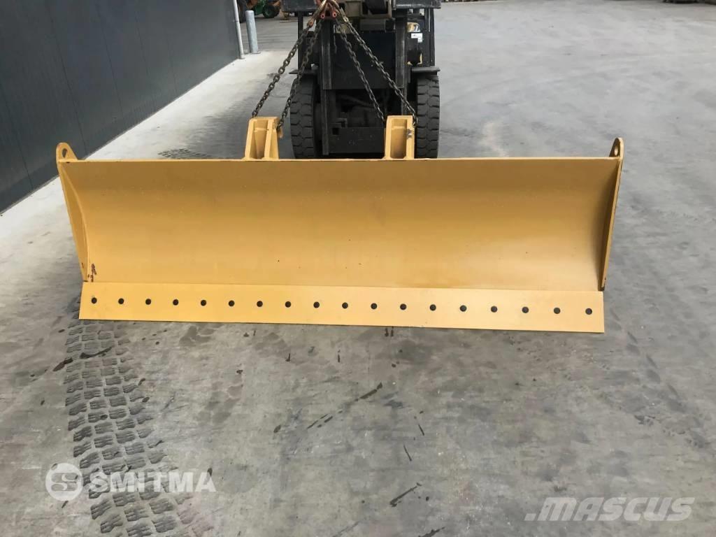 Komatsu QR 鏟刀