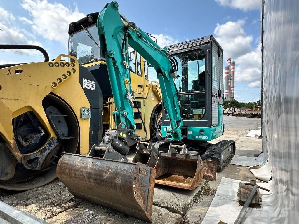 Kobelco SK17SR-3E 小型挖土機/掘鑿機<7t(小型挖掘機)