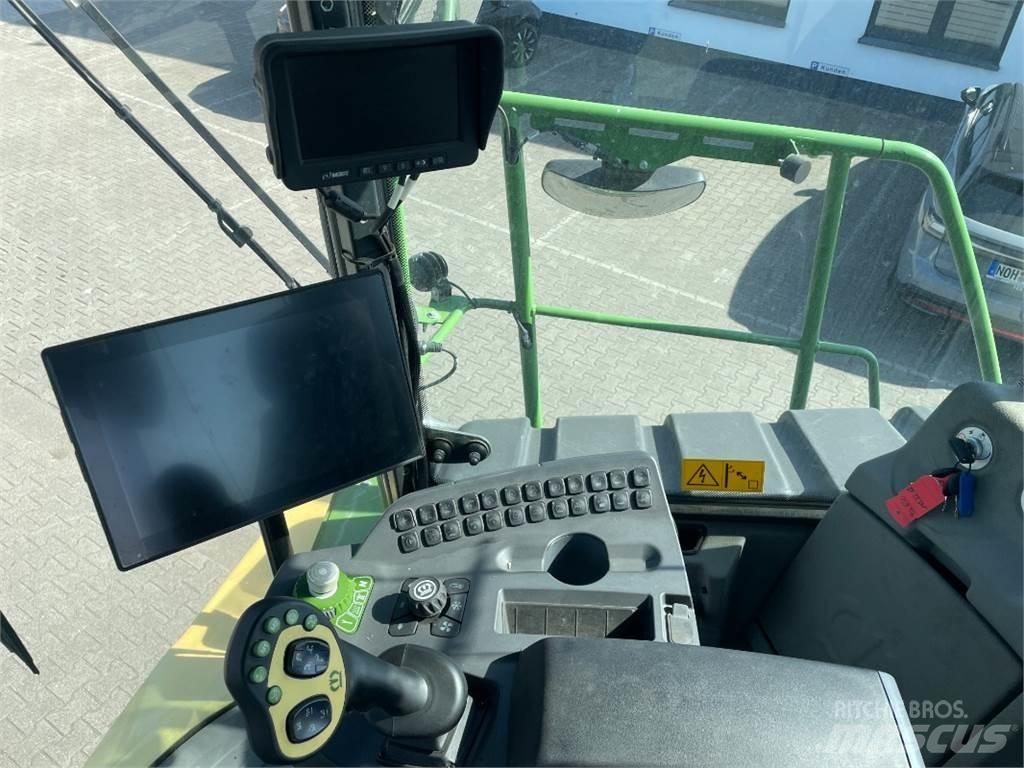 Krone BiG X 630 牧草收穫機