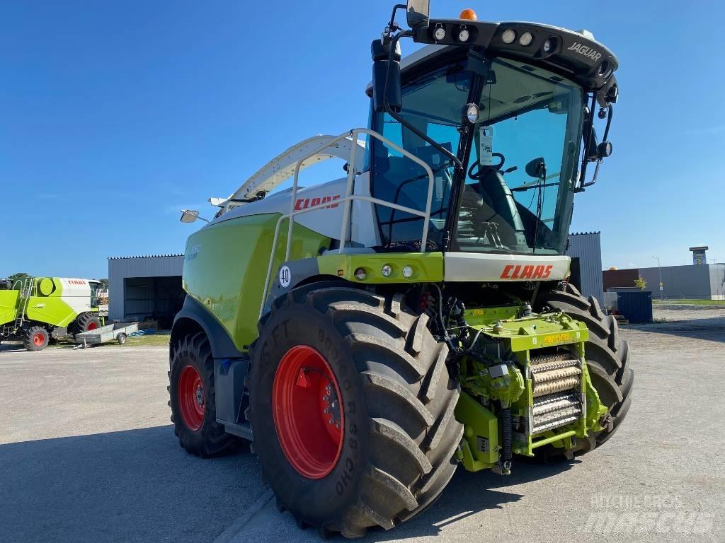 CLAAS Jaguar 950 自走式飼料採集機