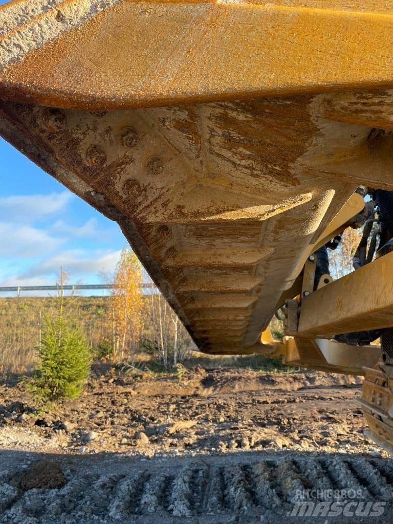 CAT D6 履帶推土機