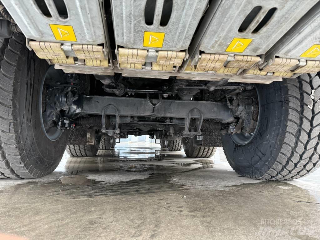 Liebherr LTM1120-4.1 全路面起重機/吊車