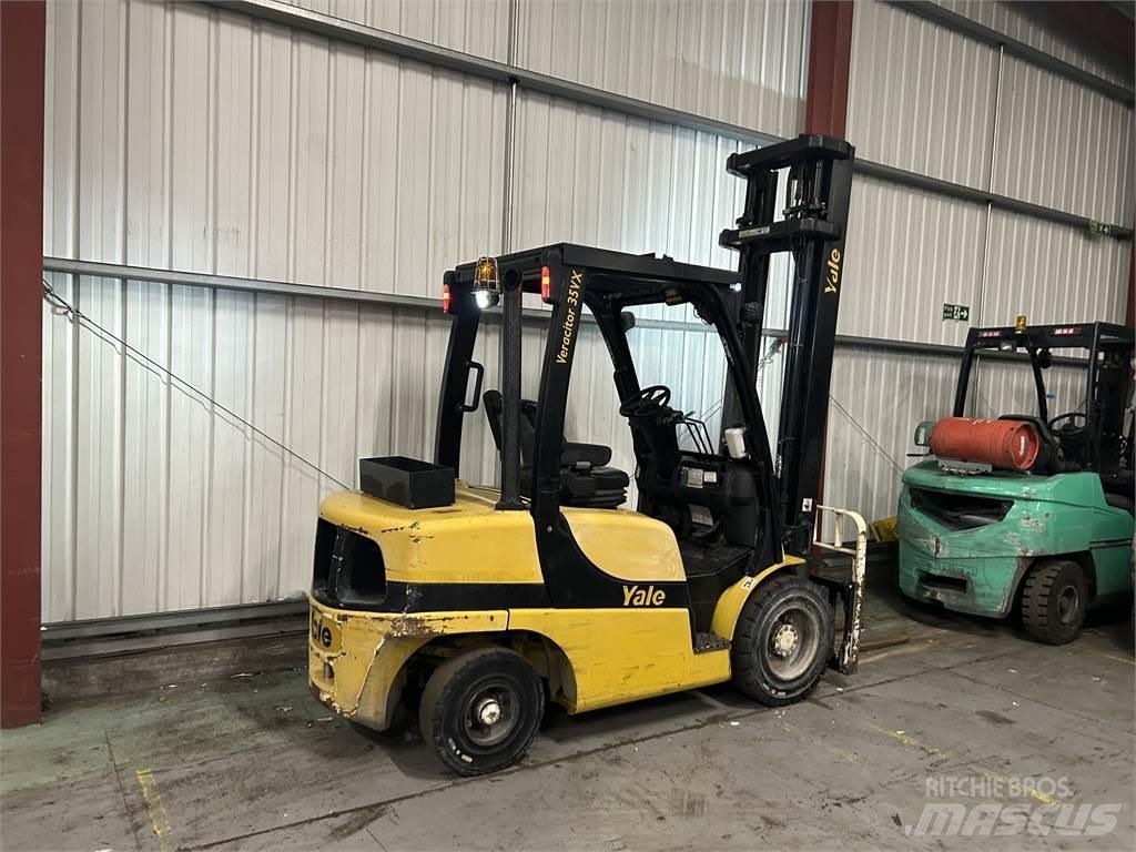 Yale GDP35VX 柴油卡車