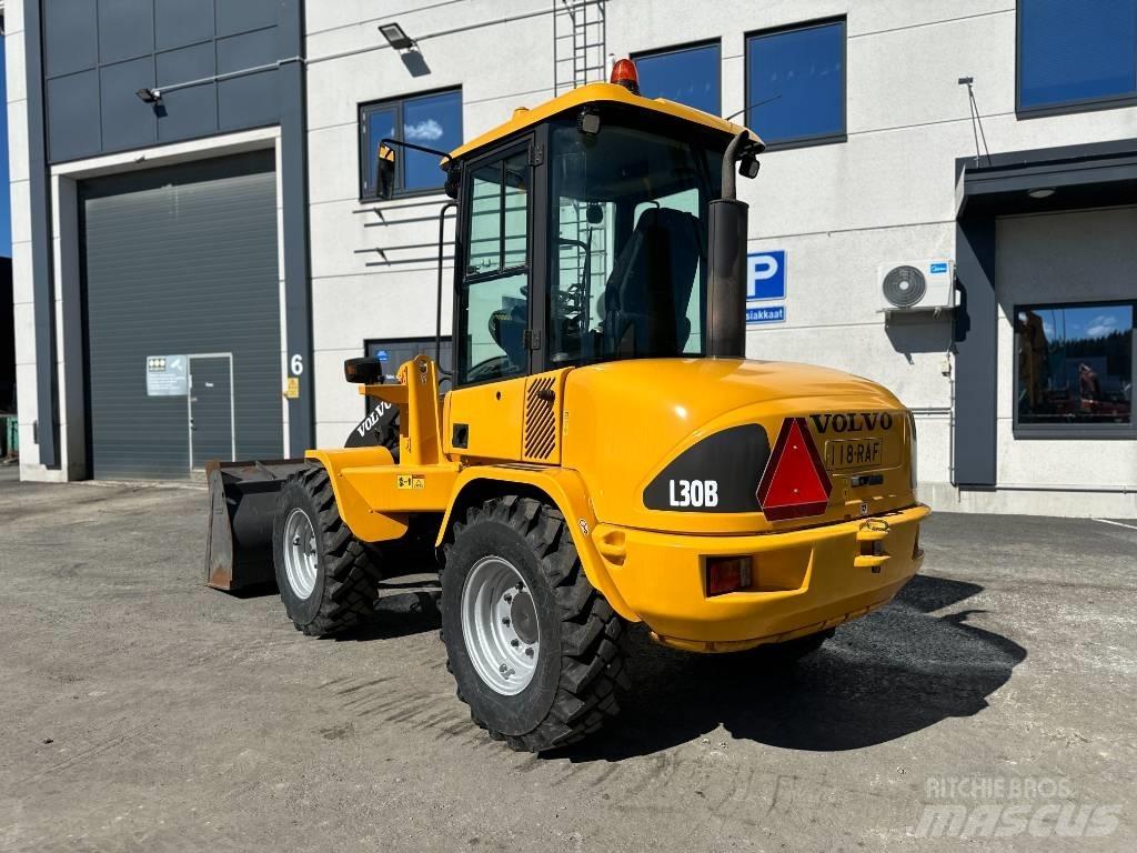 Volvo L 30 B 輪胎式裝載機