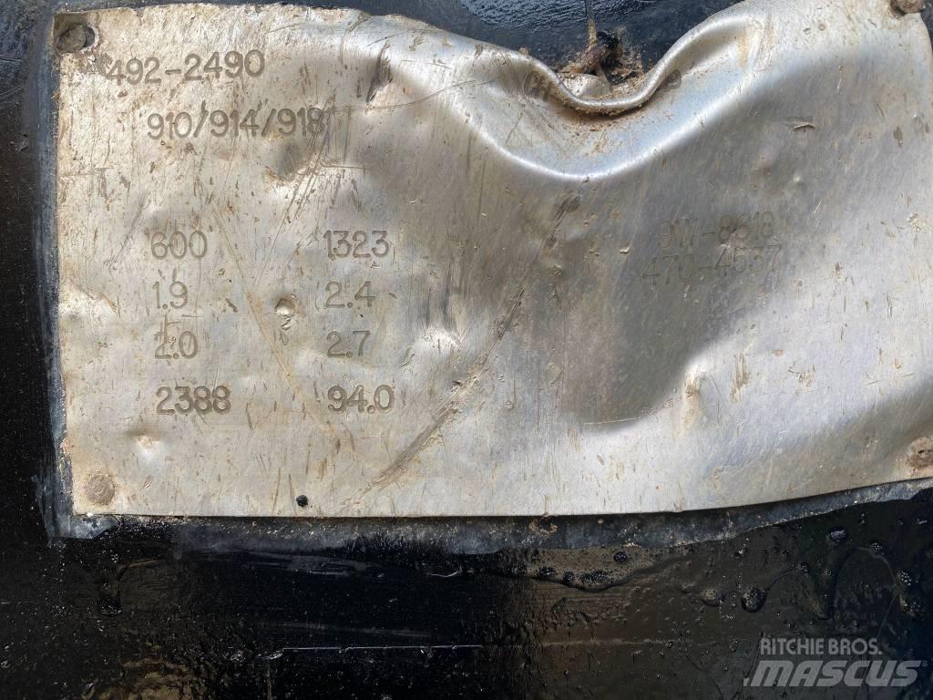 CAT 914 m 輪胎式裝載機