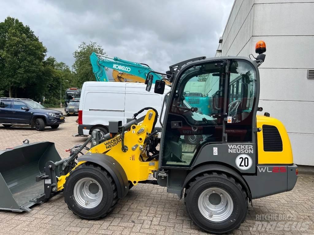 Wacker Neuson WL25 輪胎式裝載機