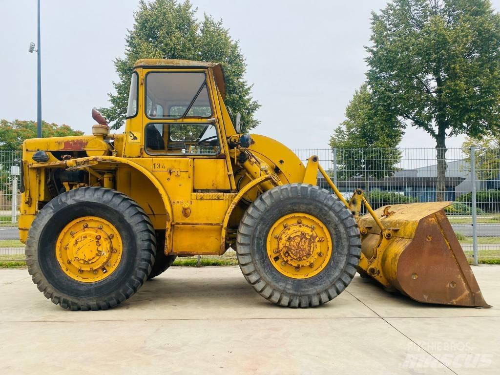 CAT 922 B 輪胎式裝載機