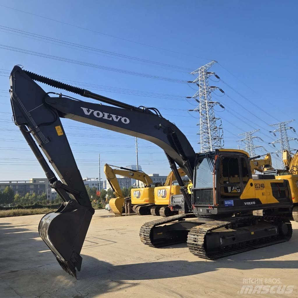 Volvo EC 240 履帶式 挖土機/掘鑿機/挖掘機