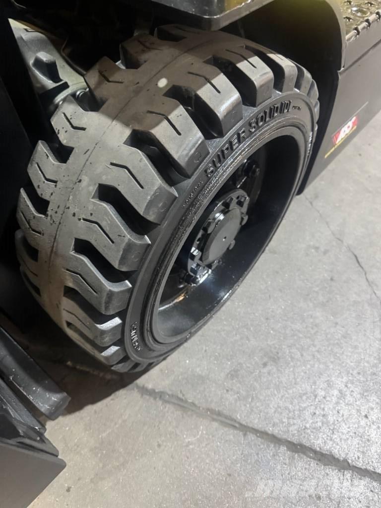 Hyster E 60 XN 電動堆高機