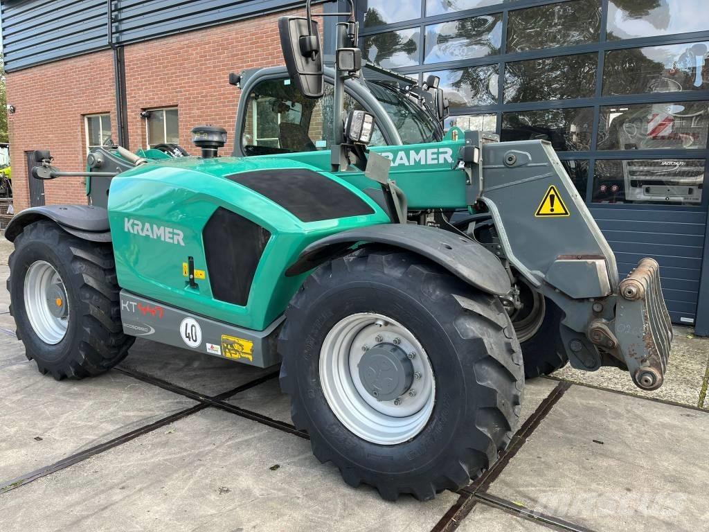 Kramer KT 447 農業用伸縮臂裝載機