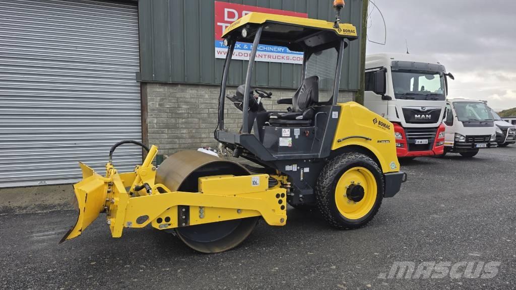 Bomag BW 124 DH 單輪滾壓機