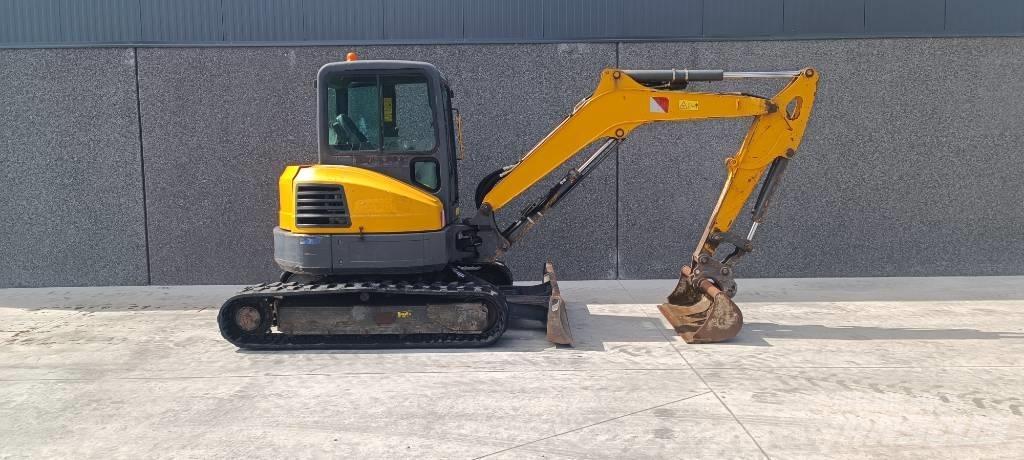 Bobcat E 50 EM 小型挖土機/掘鑿機<7t(小型挖掘機)