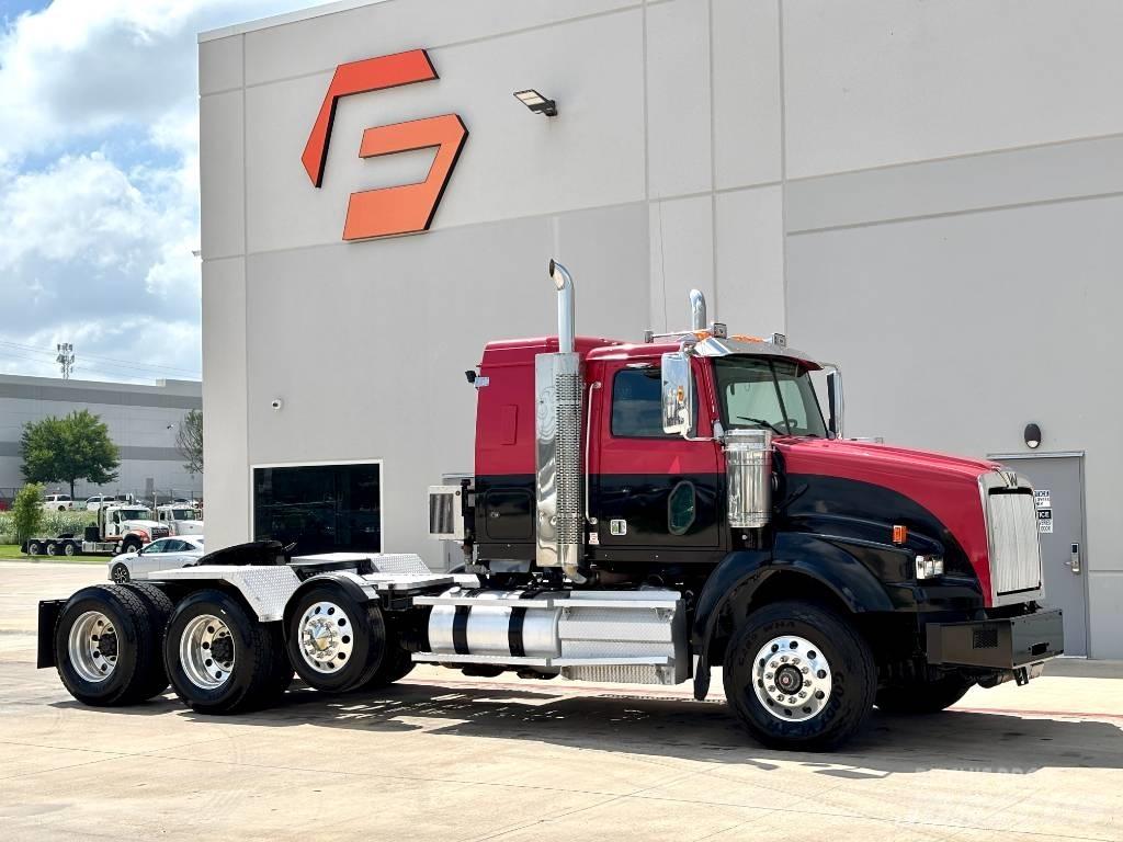 Western Star 4900 曳引機組件