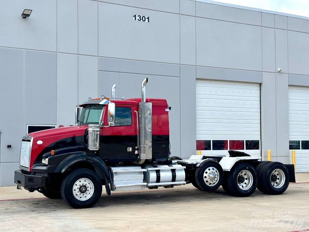 Western Star 4900 曳引機組件