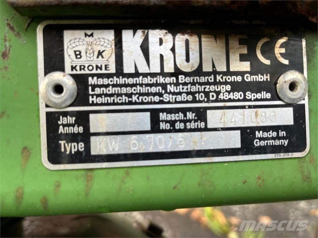 Krone KW 6.70/6 耙與翻草機
