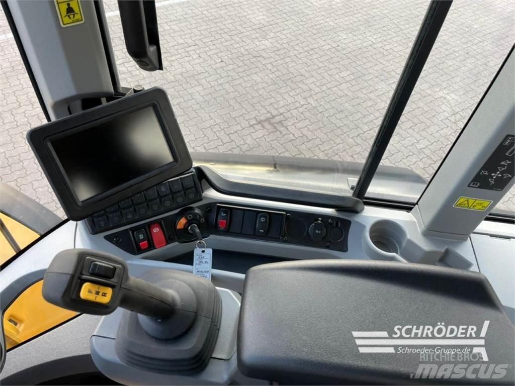 CAT 938 HL 輪胎式裝載機
