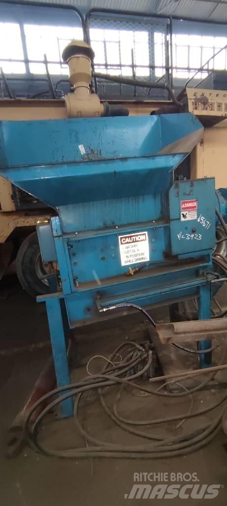  Securit Compactor 多用途機械