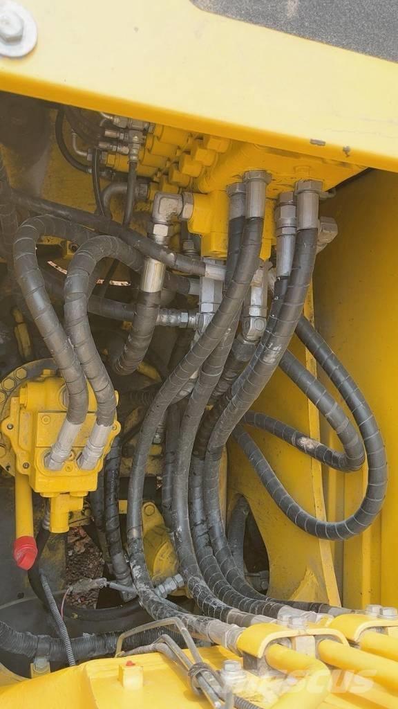 Komatsu PC 130 中型挖土機/掘鑿機/挖掘機 7t-12t