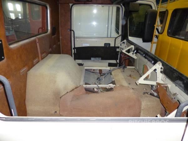 Volvo F10-F12 駕駛室與內部