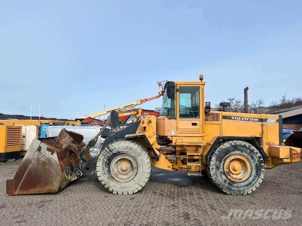 Volvo L 120 C 輪胎式裝載機
