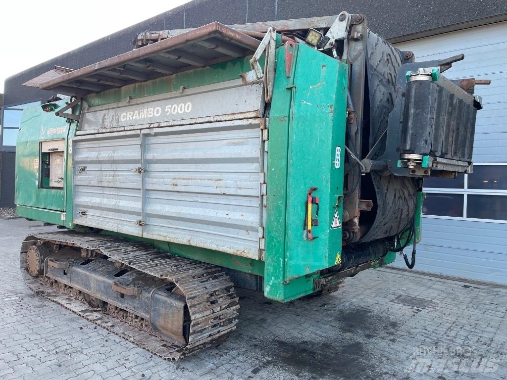 Komptech Crambo 5000 移動式壓碎機