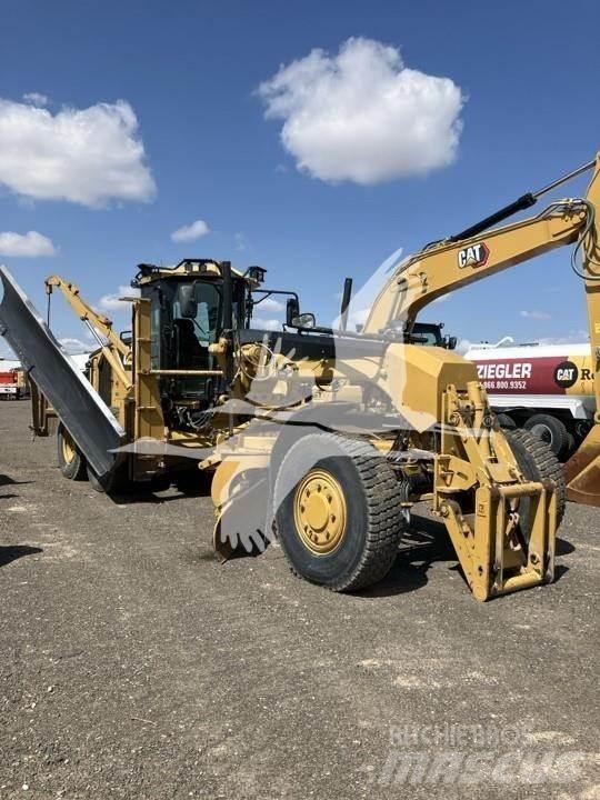 CAT 140M AWD 平土機