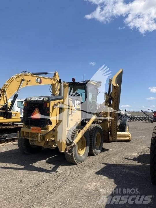 CAT 140M AWD 平土機