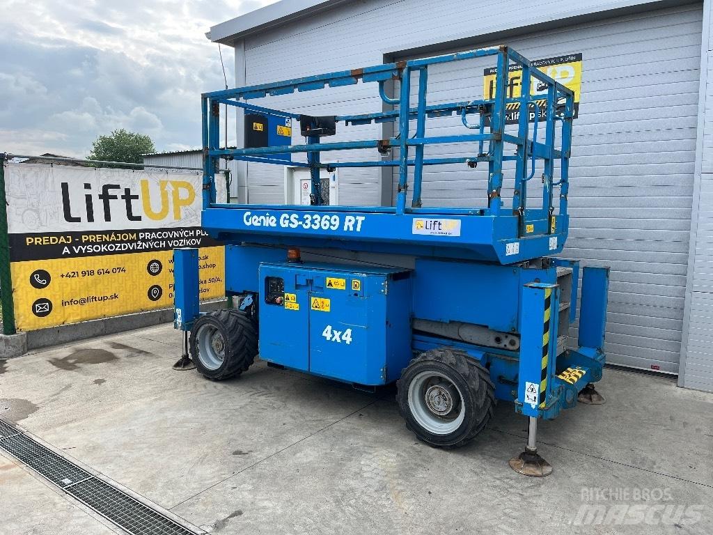 Genie GS 3369 RT 剪式升降機